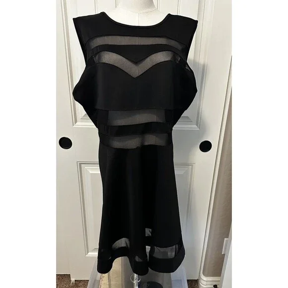 open lace back dress Plus Black Silver Maxi Gown (XXL) – Teu Closet